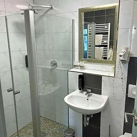 Am Paradies Hotel *